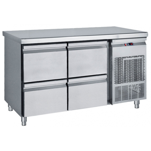 Masa refrigerata cu patru sertare